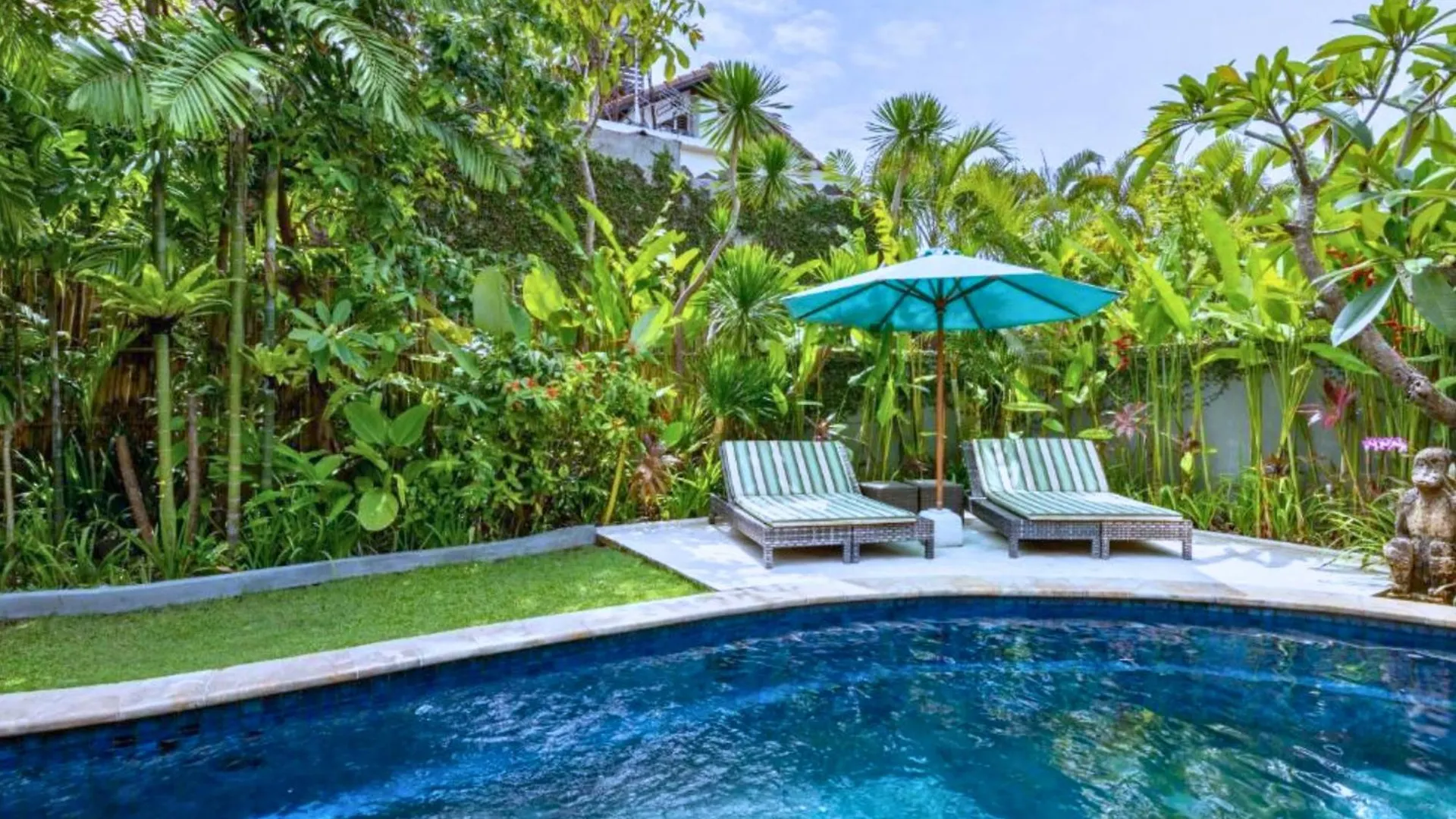 Hazel Azalea 4 Bedroom Private Pool Villas Ju03 Seminyak